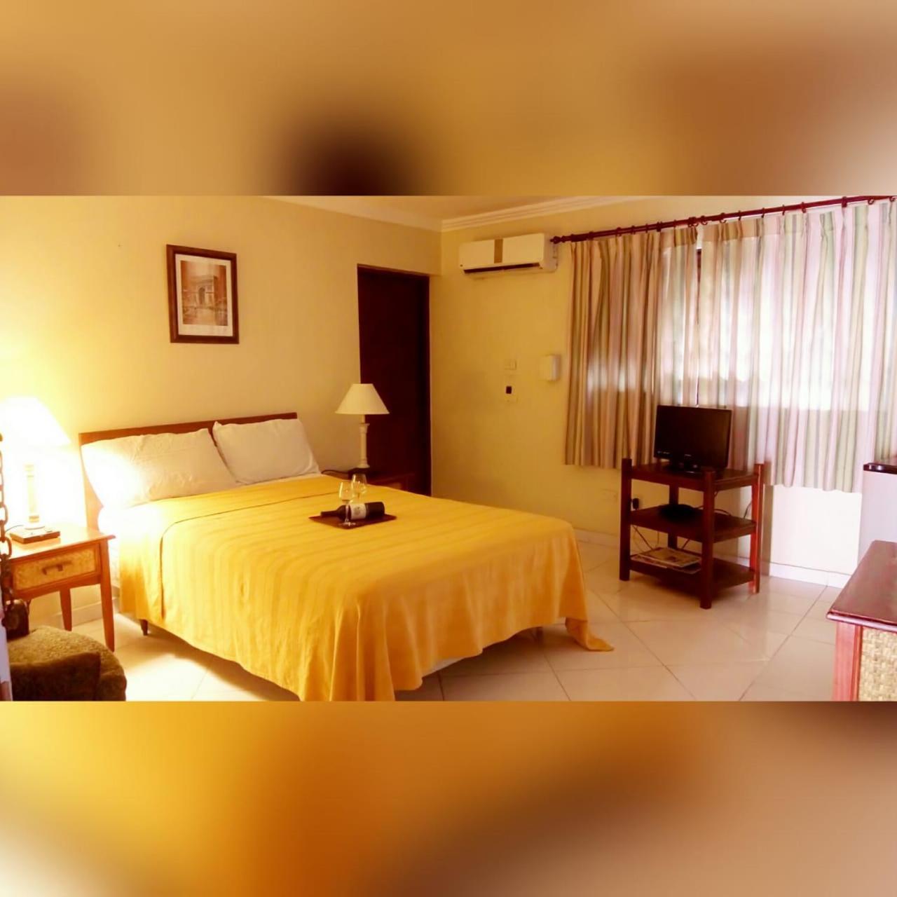 Apart-Hotel Plaza Colonial Playa Dorada Εξωτερικό φωτογραφία